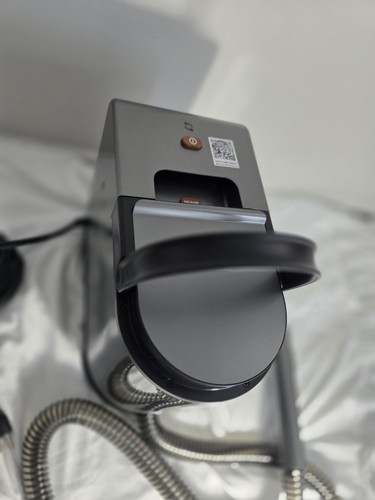 Carpet cleaning machine - cleaning,
